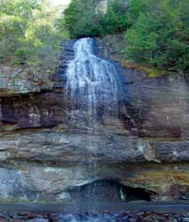 Photograph of Bridal Veil Falls.