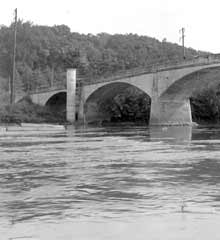 Historic photograph of the early streamgage on the French Broad River near Asheville.