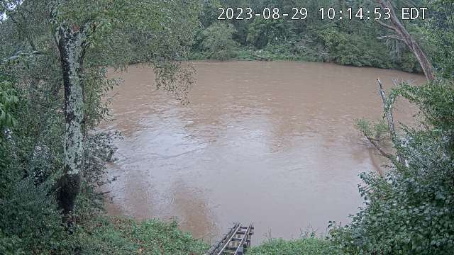 Live webcam video at French Broad River below I-26 near Bent Creek, NC